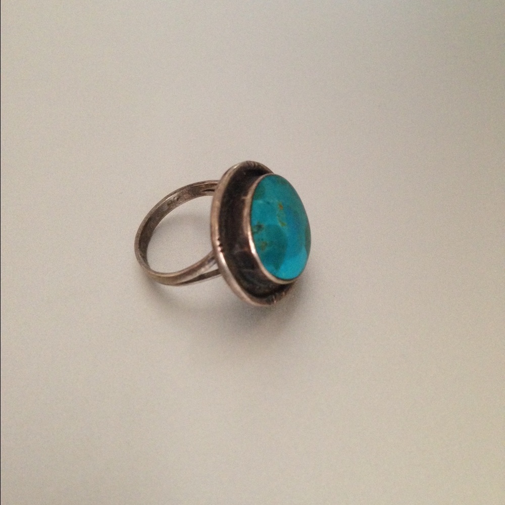 Vintage Sterling Silver Turquoise Ring